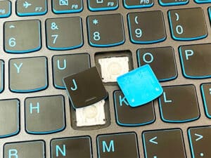 laptop losse toetsen vervangen
