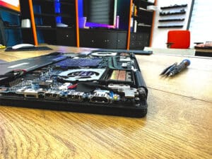 laptop dc jack reparatie